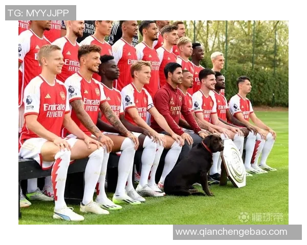 世界足坛白人球星风采与赛场表现解析