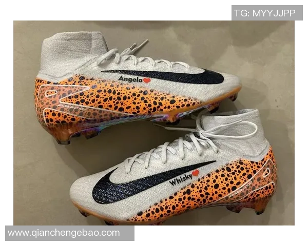哪些足球明星穿成碎钉足球鞋助力赛场表现提升引领潮流